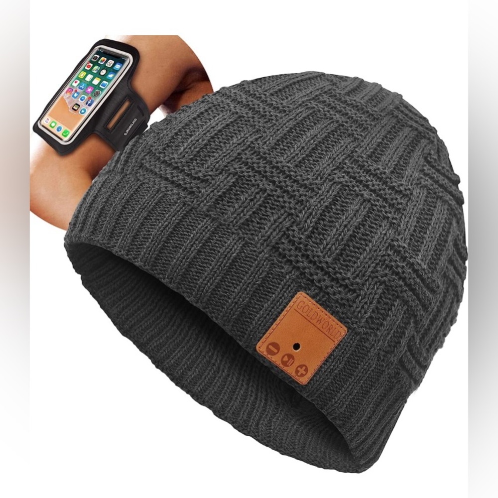 GoldWorld Bluetooth Beanie Hat, with runners/workout arm band and USB Chord New